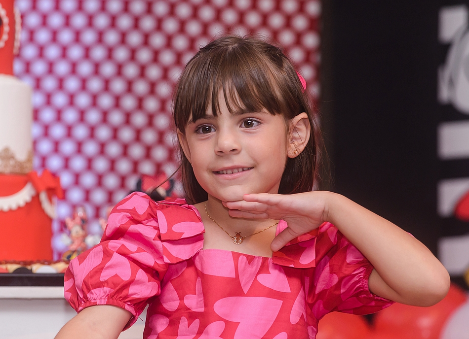 05 Anos Lívia