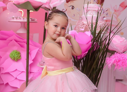 04 Anos Maria Harissa