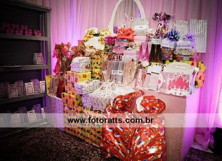 Aniversário 01 Ano Julia e Marina dia 21/12/2011 na Mercearia Kids e Teens.