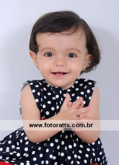 Maria Vitória dia 06/07/2012.