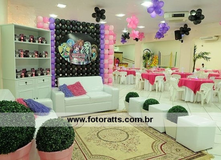 Decoração Monster High Mundo Mágico.