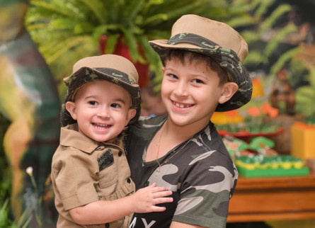 02 Anos Matheus e 07 Anos Miguel Augusto