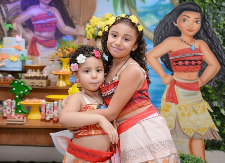 03 Anos Helena 06 anos Maria Rita