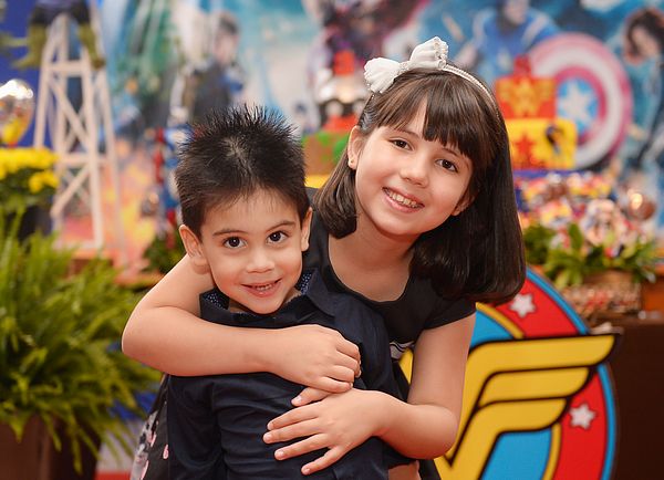 08 Anos Julia & 03 Anos João