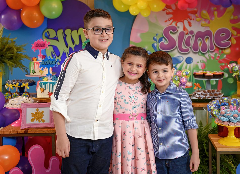 Arthur 8 anos, Ana 5 anos, Antônio 5 anos