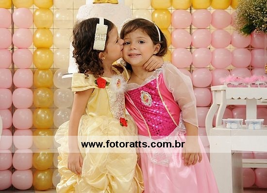 03 Anos Mariana e Alice dia 11/03/2013 na Escolinha Toque de Mãe