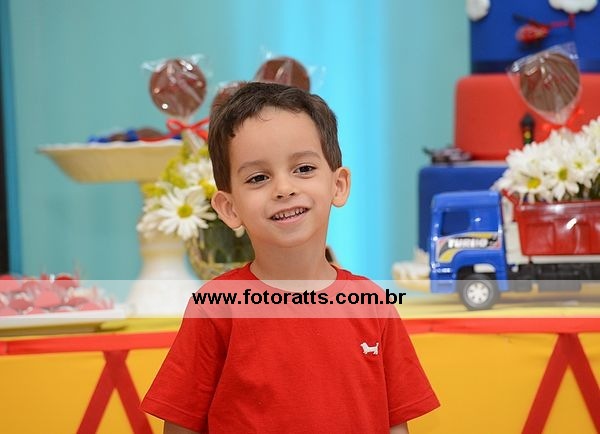 Aniversário 05 Anos Pietro dia 09/06/2014 na Mercearia Kids.