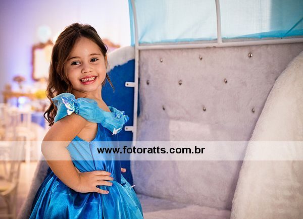 Aniversário 05 Anos Lara dia 12/05/2015 na Mercearia Kids.