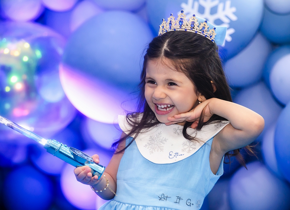 03 Anos Esther