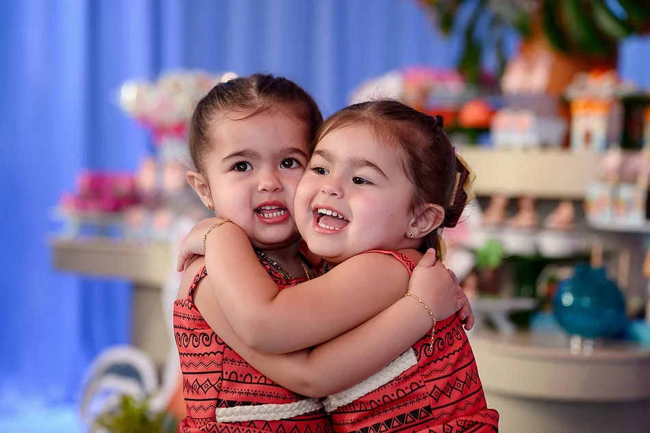 03 Anos Cecília e Valentina