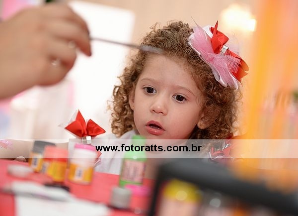 Aniversário 04 Anos Clara dia 01/10/2014 no Buffet Mundo Mágico.